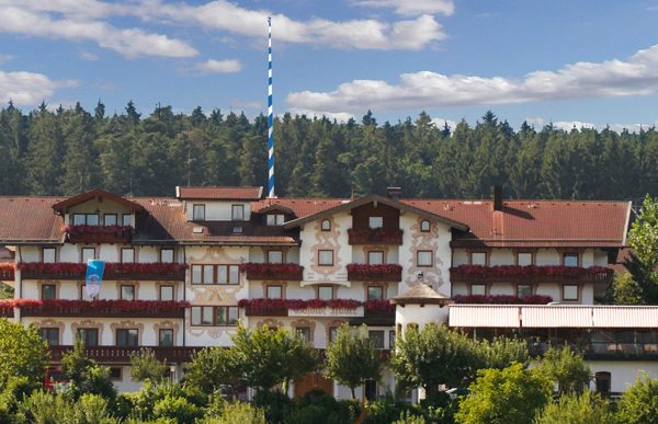 „Komplett renovierte, klimatisierte Tagungsräume im Hotel-Gasthof Huber“